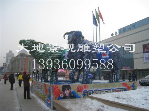 商场前大型铜雕